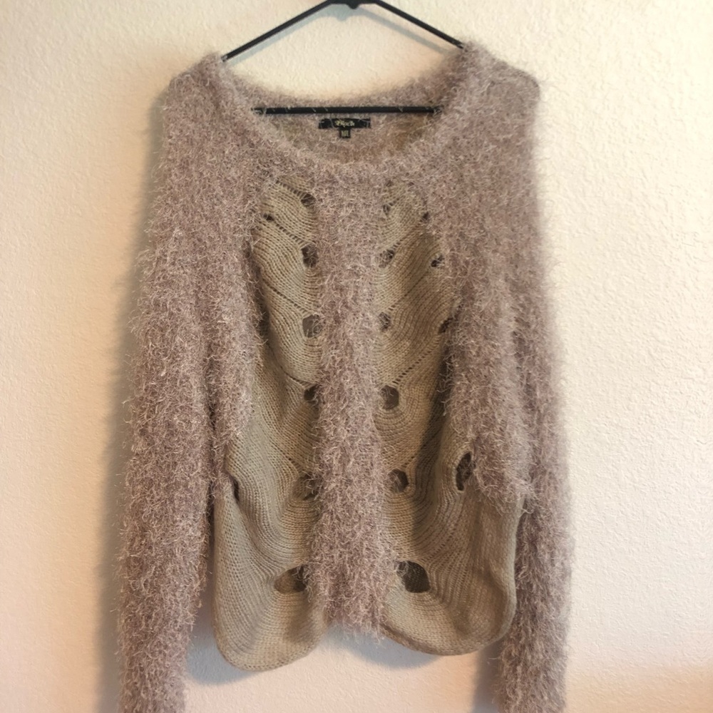 Fuzzy Black Brand Sweater Size Medium - Picture 4 of 7